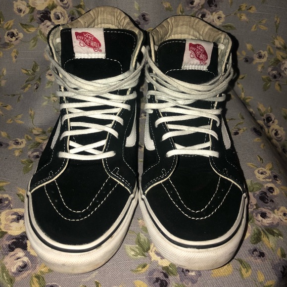 **LIKE NEW** Vans SK8 Hi - Picture 1 of 4